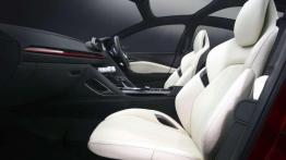 Stworzona, aby dogonić konkurencję - Mazda Takeri Concept