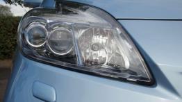 Zmusza do przemyśleń - Toyota Prius Plug-in Hybrid