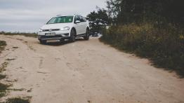 Volkswagen Golf Alltrack 2.0 TDI 184 KM - galeria redakcyjna (2) - widok z przodu
