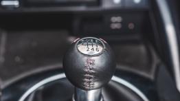 Mazda MX-5 RF 2.0 SKY-G I-ELOOP 160 KM - galeria redakcyjna - d?wignia zmiany biegów