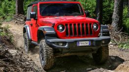  Jeep Wrangler Rubicon Unlimited (2018) - widok z przodu