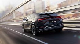 Lamborghini Urus (2017) - widok z tyłu
