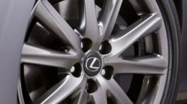Lexus GS IV 350 F-Sport (2012) - wersja amerykańska - koło