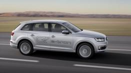 Audi Q7 II e-tron 2.0 TFSI quattro (2016) - prawy bok