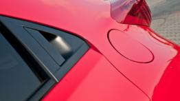 Honda Civic IX Hatchback 5d 1.8 i-VTEC 142KM - galeria redakcyjna - klamka tył