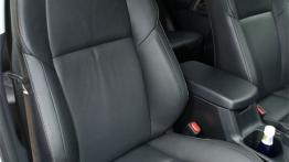 Toyota RAV4 IV - galeria redakcyjna - fotel pasażera, widok z przodu