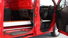 Opel Vivaro II 1.6 CDTI - galeria redakcyjna - widok ogólny wnętrza