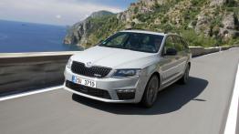 Skoda Octavia III RS Kombi 2.0 TDI (2013) - widok z przodu