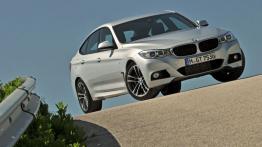 BMW 335i Gran Turismo M Sport Package (2014) - widok z przodu