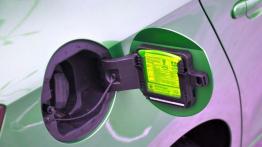 Skoda Rapid II Spaceback - galeria redakcyjna (2) - wlew paliwa