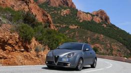 Alfa Romeo MiTo Quadrifoglio Verde 2014 - widok z przodu