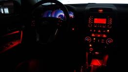 Kia Sorento II SUV 2.2 CRDi 197KM - galeria redakcyjna - kokpit, nocne zdjęcie