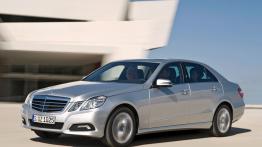 Mercedes Klasa E W212 - widok z przodu