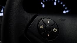 Mercedes CLC - sterowanie w kierownicy