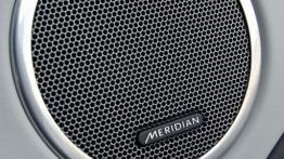 Land Rover Evoque - wersja 5-drzwiowa - głośnik w drzwiach przednich