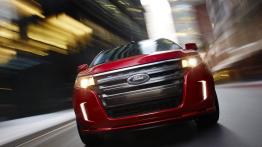 Ford Edge Sport - widok z przodu
