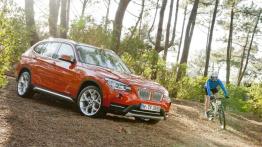 BMW X1 Facelifting - prawy bok