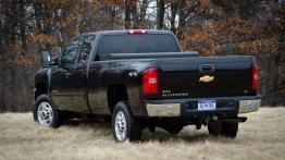 Chevrolet Silverado Bi-Fuel - widok z tyłu