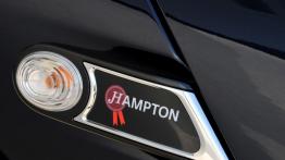 Mini Cooper SD Clubman 50 Hampton - prawy kierunkowskaz