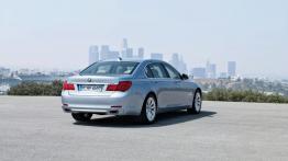 BMW Seria 7 ActiveHybrid - widok z tyłu