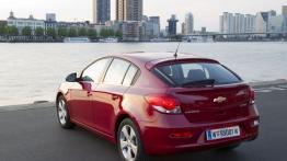 Chevrolet Cruze hatchback 2.0D - widok z tyłu