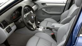 BMW Seria 3 E46 Kombi - widok ogólny wnętrza z przodu