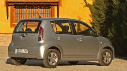 Subaru Justy - prawy bok