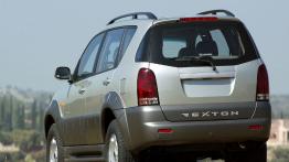 Ssangyong Rexton 2002 - widok z tyłu