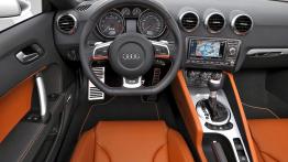 Audi TT S Coupe - kokpit