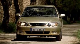 Kia Shuma II - widok z przodu