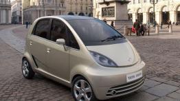 TATA Nano - widok z przodu
