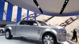 Ford Super Chief Concept - prawy bok