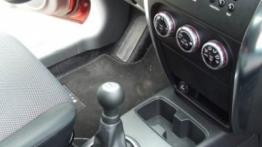 Suzuki SX4 4WD - konsola środkowa