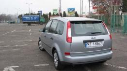 Ford Focus C-MAX 1.8 Ambiente - galeria redakcyjna - widok z tyłu