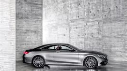 Mercedes klasy S Coupe (2014) - prawy bok