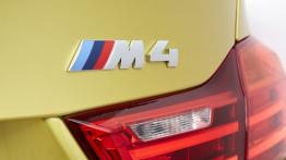 BMW M4 F82 Coupe (2014) - emblemat