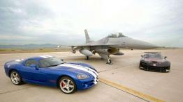 Szybszy od F-16 - Dodge Viper