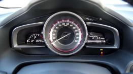 Mazda 3 2.0 Skyactiv-G - egzotyczna alternatywa
