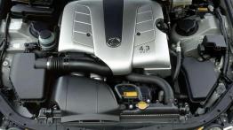 Alternatywa dla niemieckich limuzyn - Lexus GS (1997-2005)