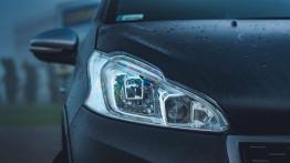 Peugeot 208 GTI - zabawa do rana