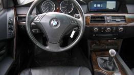 BMW Serii 5 E60 - czasowstrzymywacz
