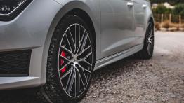 Seat Leon Cupra 290 - szybkość i precyzja