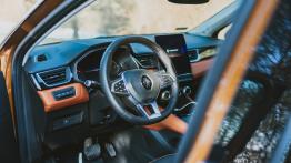 Renault Captur 1.3 TCe 130 KM - galeria redakcyjna - widok ogólny wn?trza z przodu