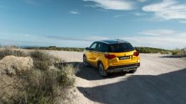 Suzuki Vitara (2018) - widok z tyłu