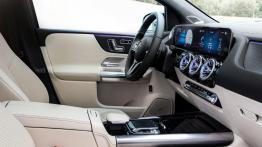 Marcedes Klasa B (2018) - widok ogólny wn?trza z przodu