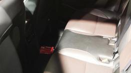 Mazda CX-30 - galeria redakcyjna - tylna kanapa