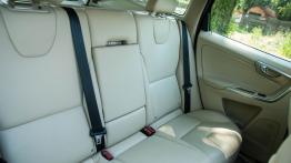 Volvo XC60 Facelifting 2.0 D4 181KM - galeria redakcyjna - tylna kanapa