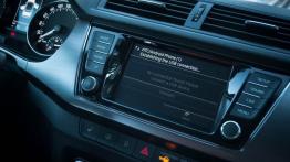 Skoda Fabia III Kombi 1.2 TSI 110KM - galeria redakcyjna - ekran systemu multimedialnego