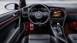 Volkswagen Golf R Touch Concept (2015) - kokpit