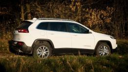 Jeep Cherokee V 2.0 MJD 170KM - galeria redakcyjna - prawy bok